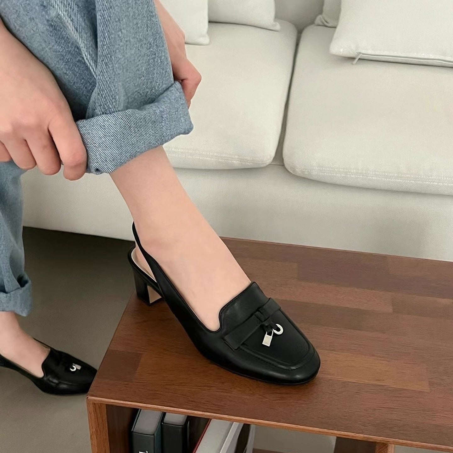 24YR2102 Little Acc Heel Shoes 5cm