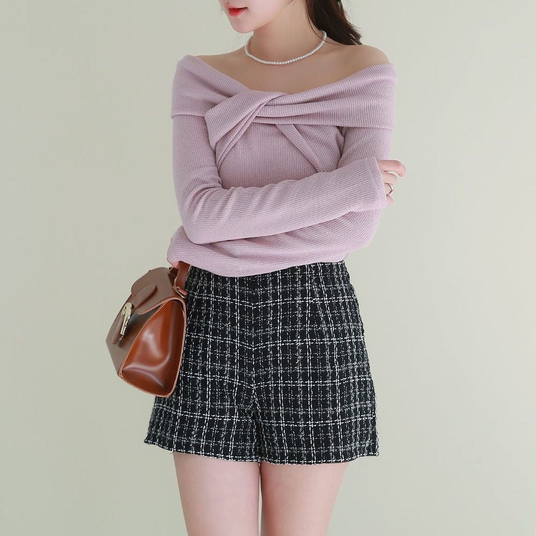 24YR0405 Sugar Off Shoulder Top