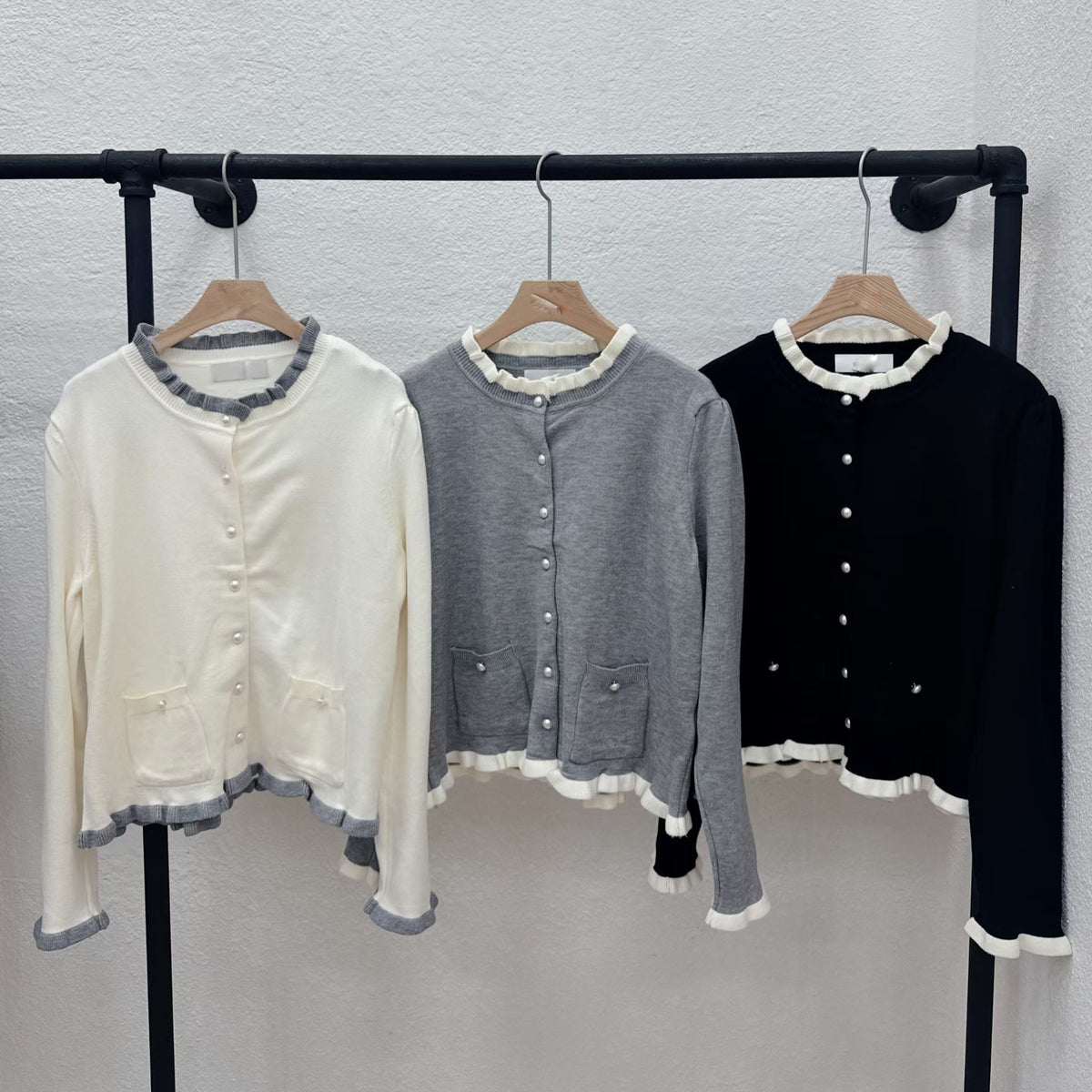 26YR1811 Cardigan