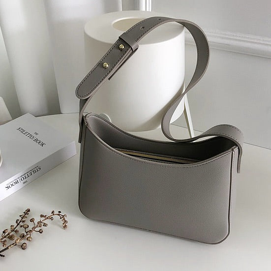 24YR2311 Moon Style Shoulder Bag