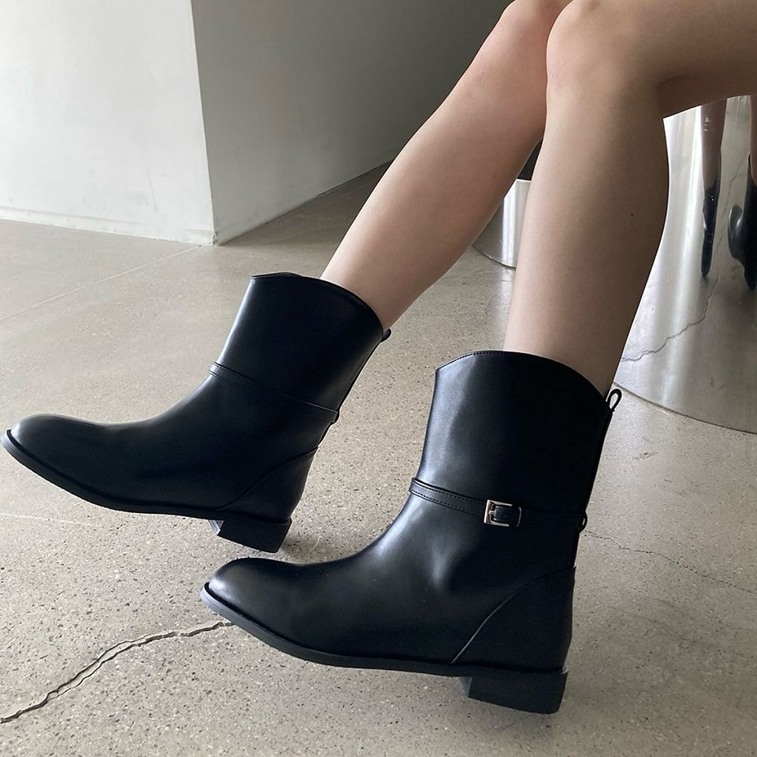 24YR2316 小扣飾中長boot 2.5cm