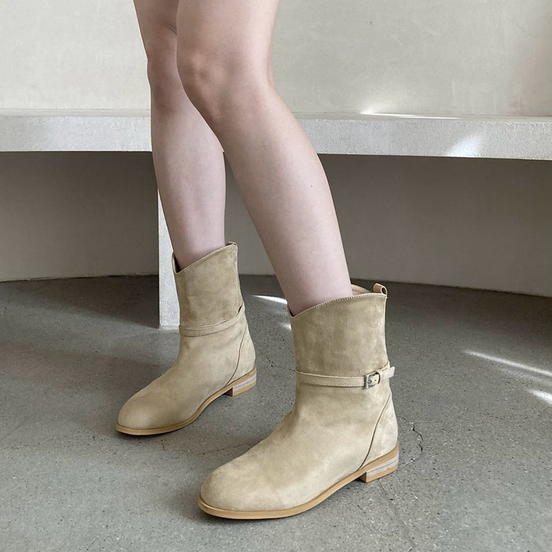 24YR2316 小扣飾中長boot 2.5cm