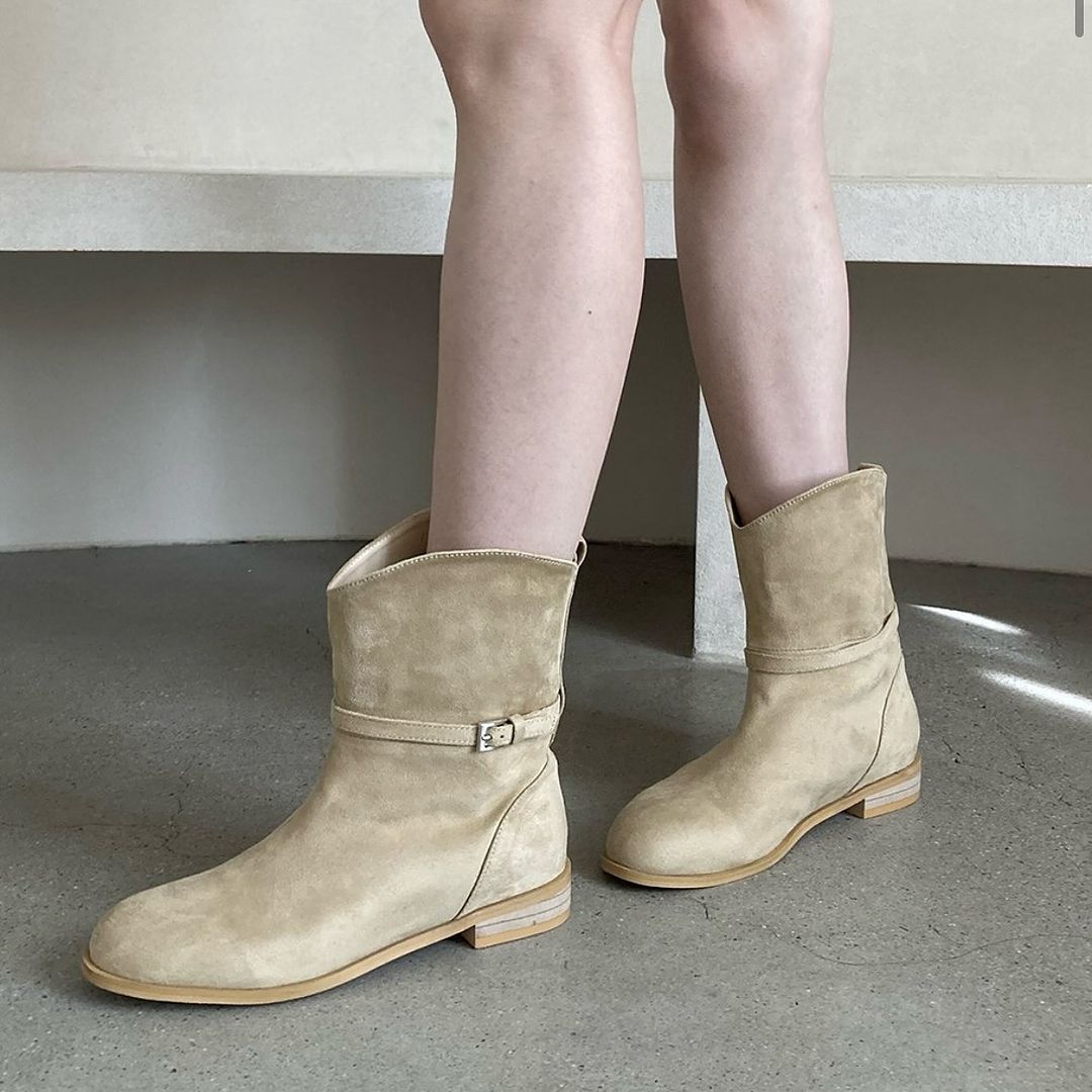 24YR2316 小扣飾中長boot 2.5cm