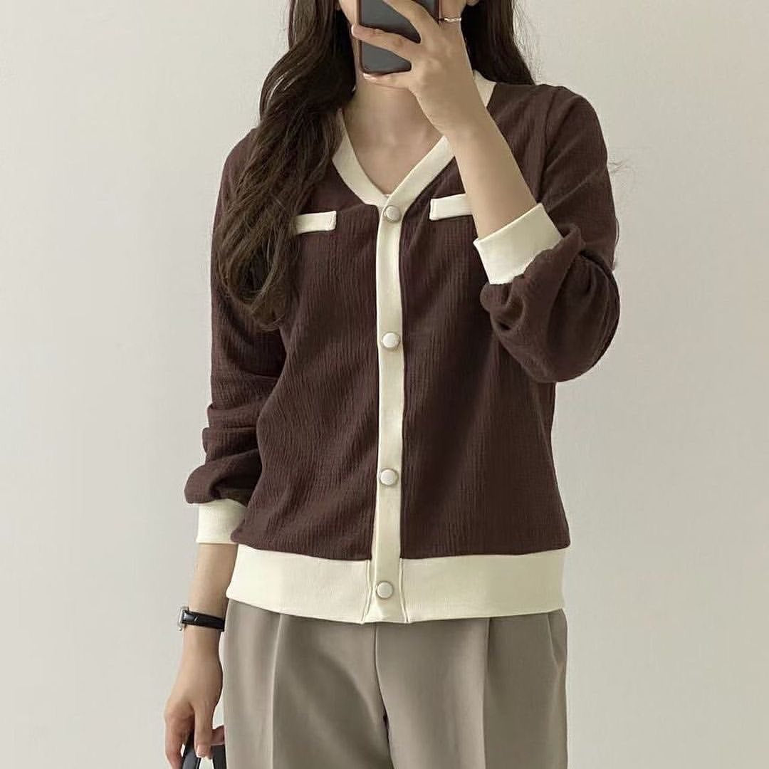 22YR1249 拼色V領 cardigan