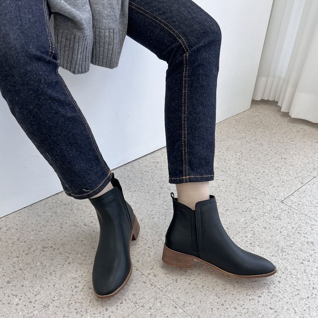 24YR2402 基本款牛皮短boot 3cm