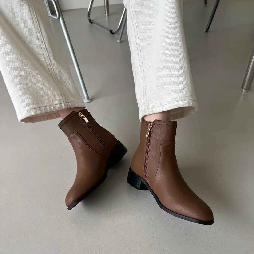 24YR2401 牛皮短boot 3cm
