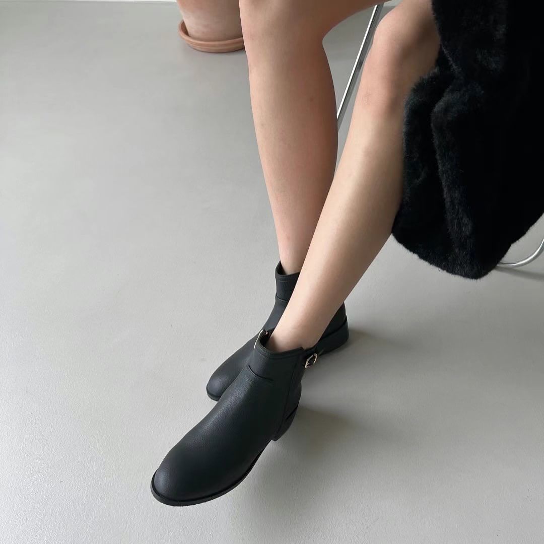 24YR2401 牛皮短boot 3cm
