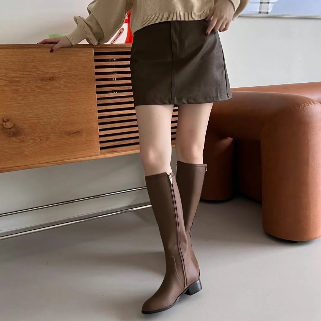 24YR2503 小扣飾牛皮長boot 3cm