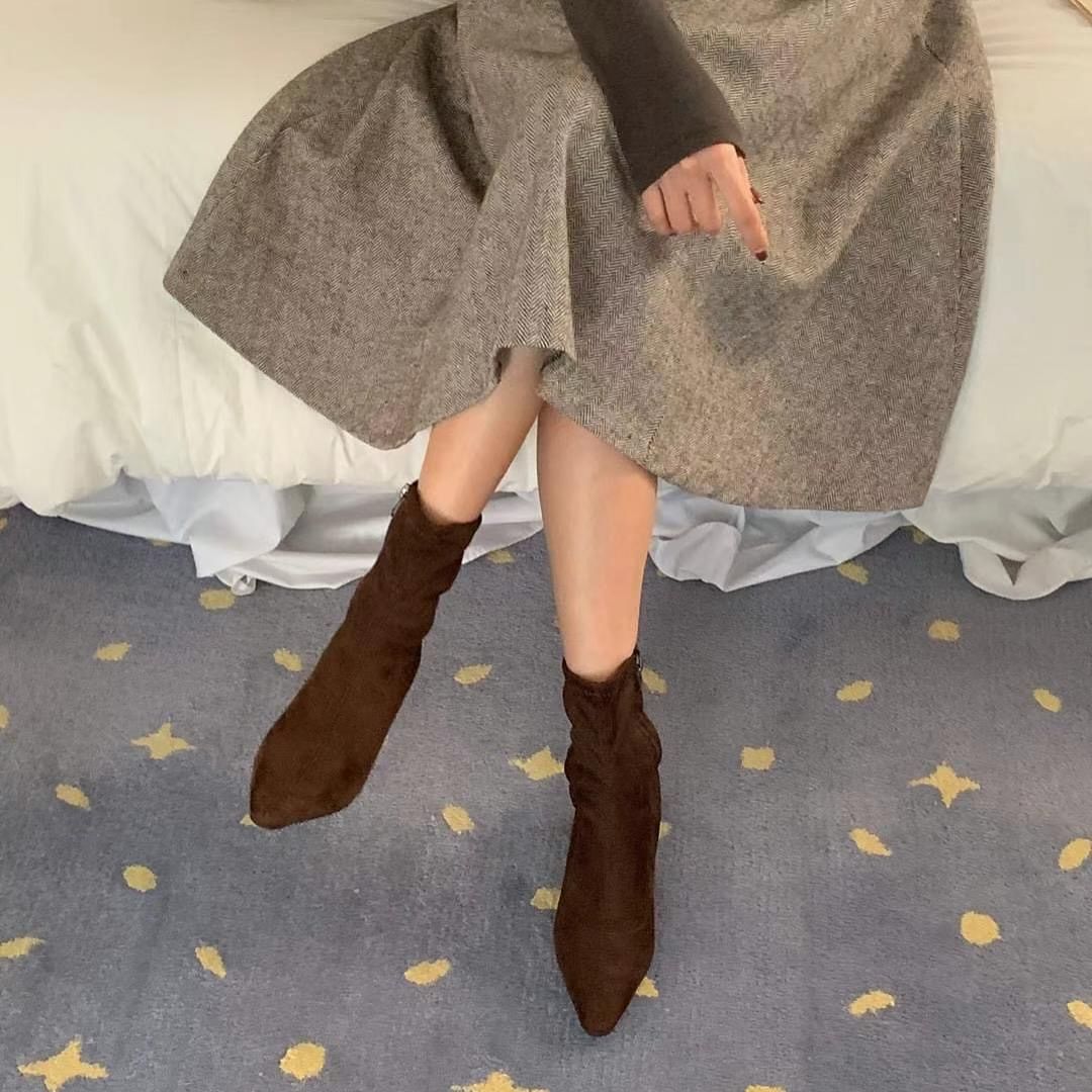 24YR2532 麂皮ankle boot 4cm