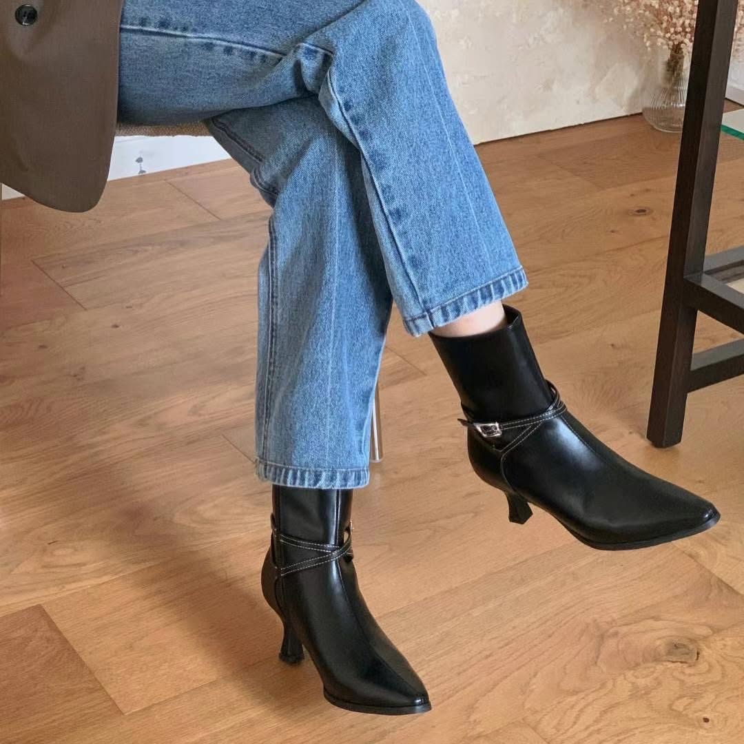 24YR2719 小扣飾尖頭boot 6cm