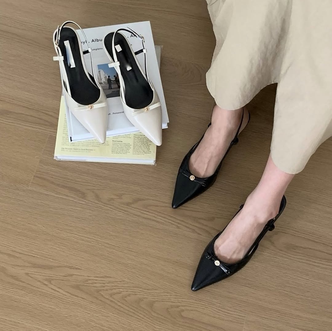 25YR0126 Sling Back Little heel 5cm