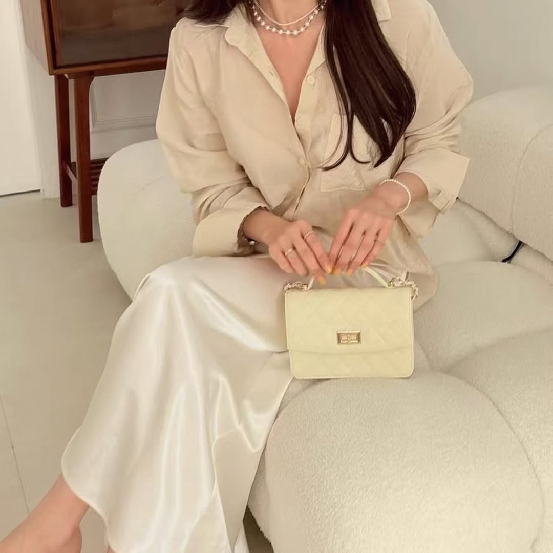 25YR0801 小香風Chain Bag