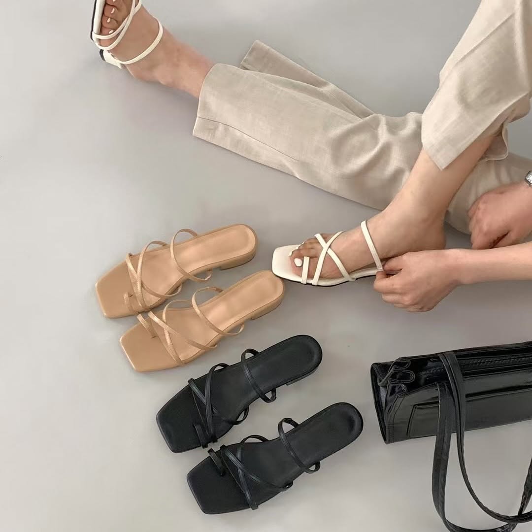 25YR0913 Cross Strap Sandal 3cm