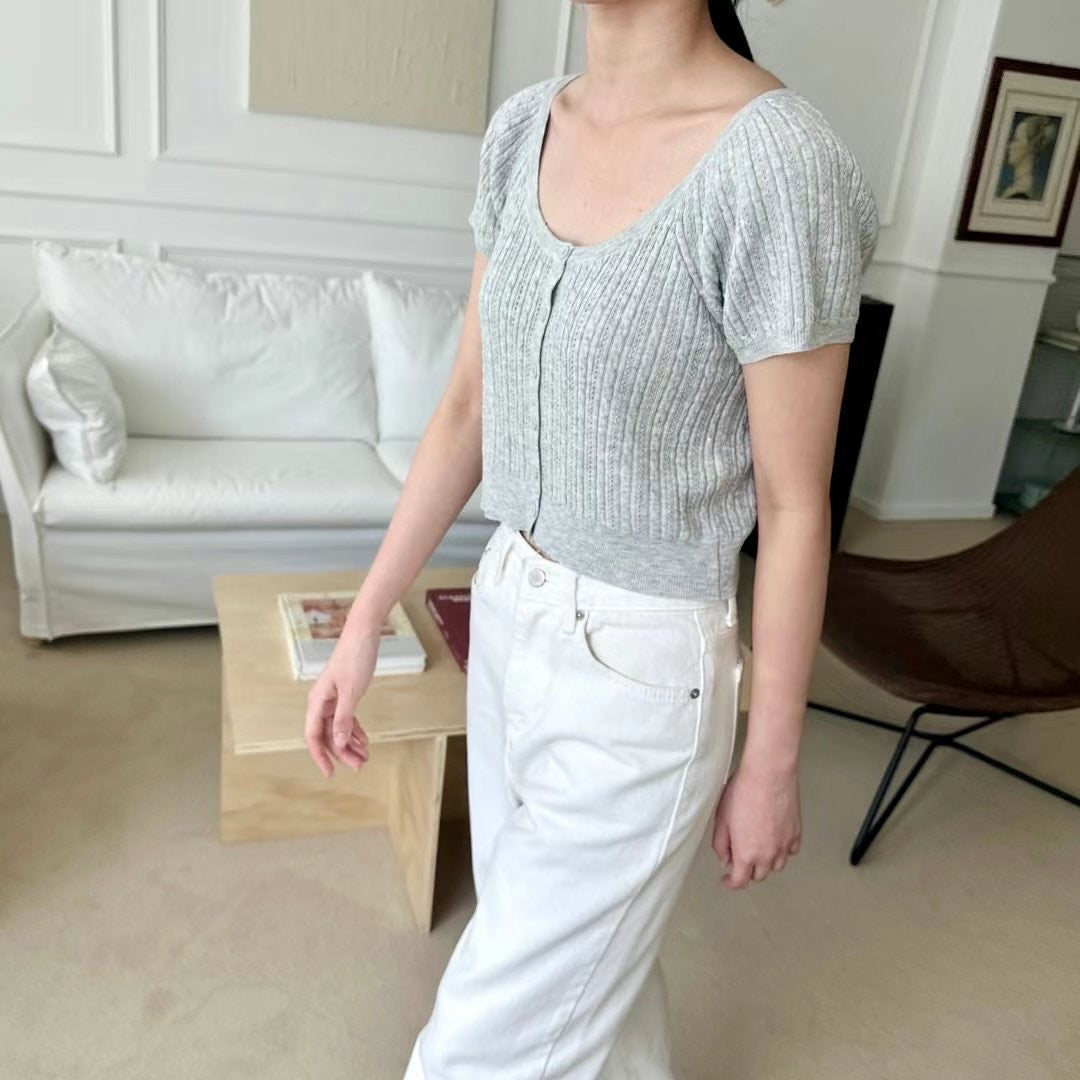 24YR1501 Little Puff Knit Top