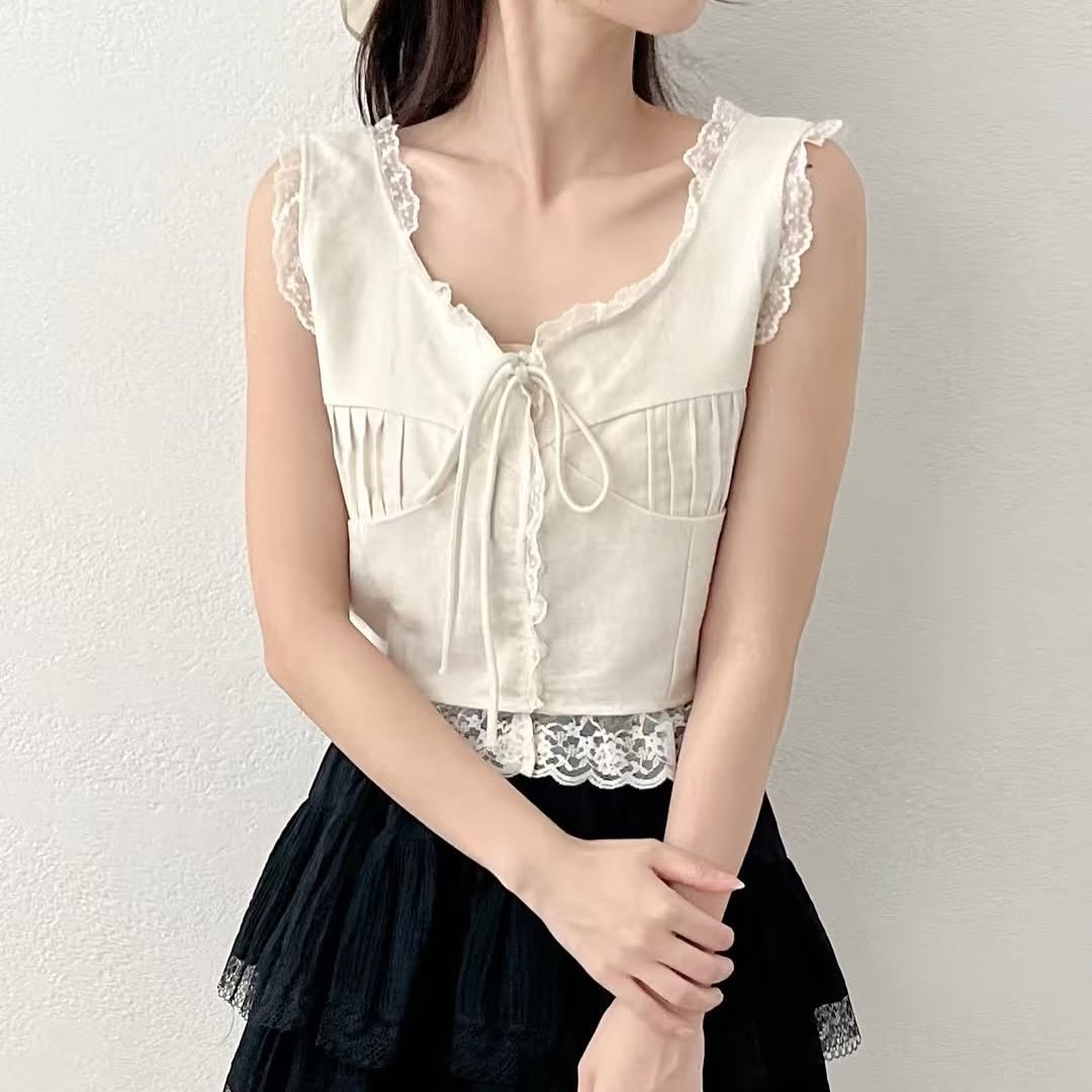25YR1212 Ruffle Vest Blouse