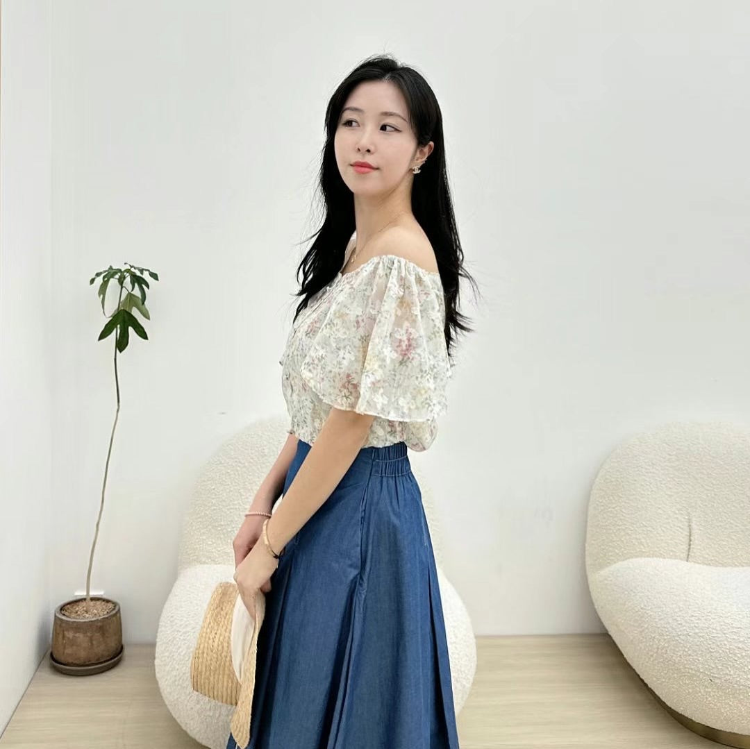 25YR1219 Floral Blouse