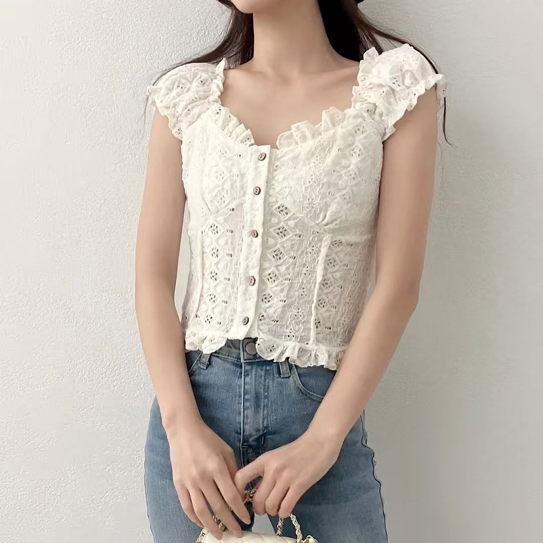 25YR1239 Ruffle Vest