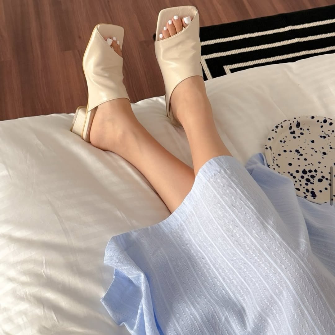 25YR1319 Slipper Heel 4cm