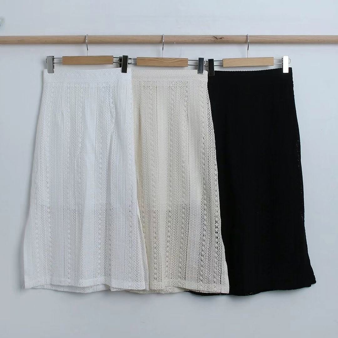 24YR1332 Lace Skirt