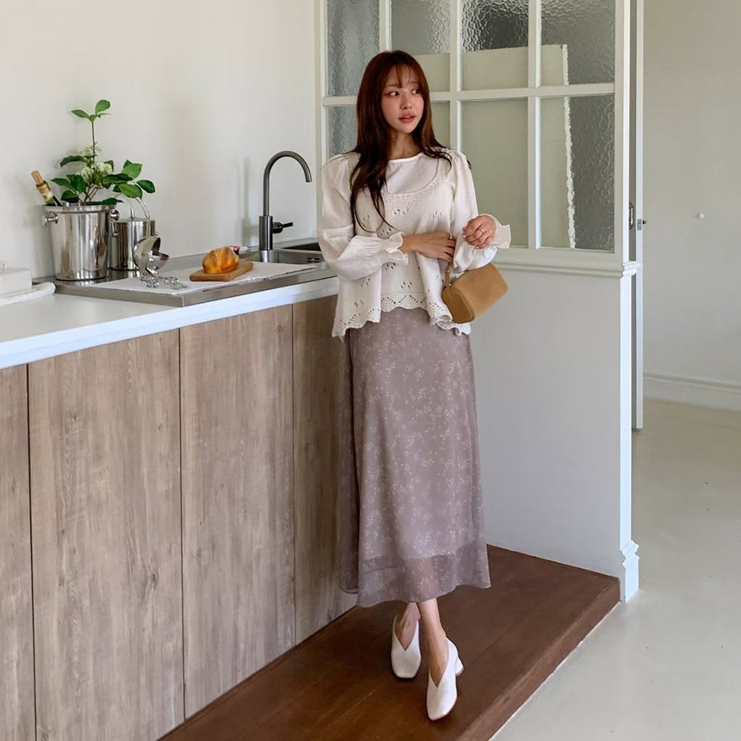 25YR1605 Floral Skirt