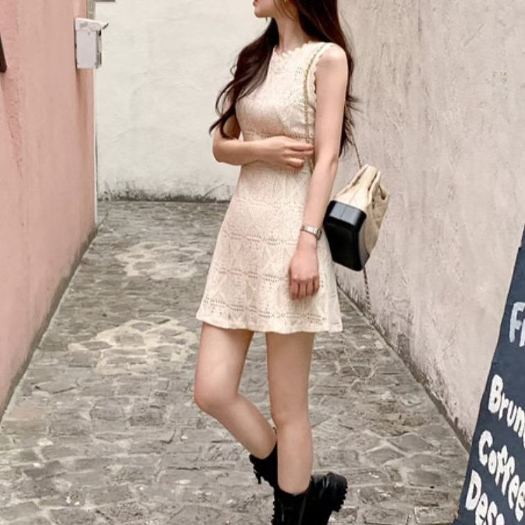 25YR1616 Lace Dress