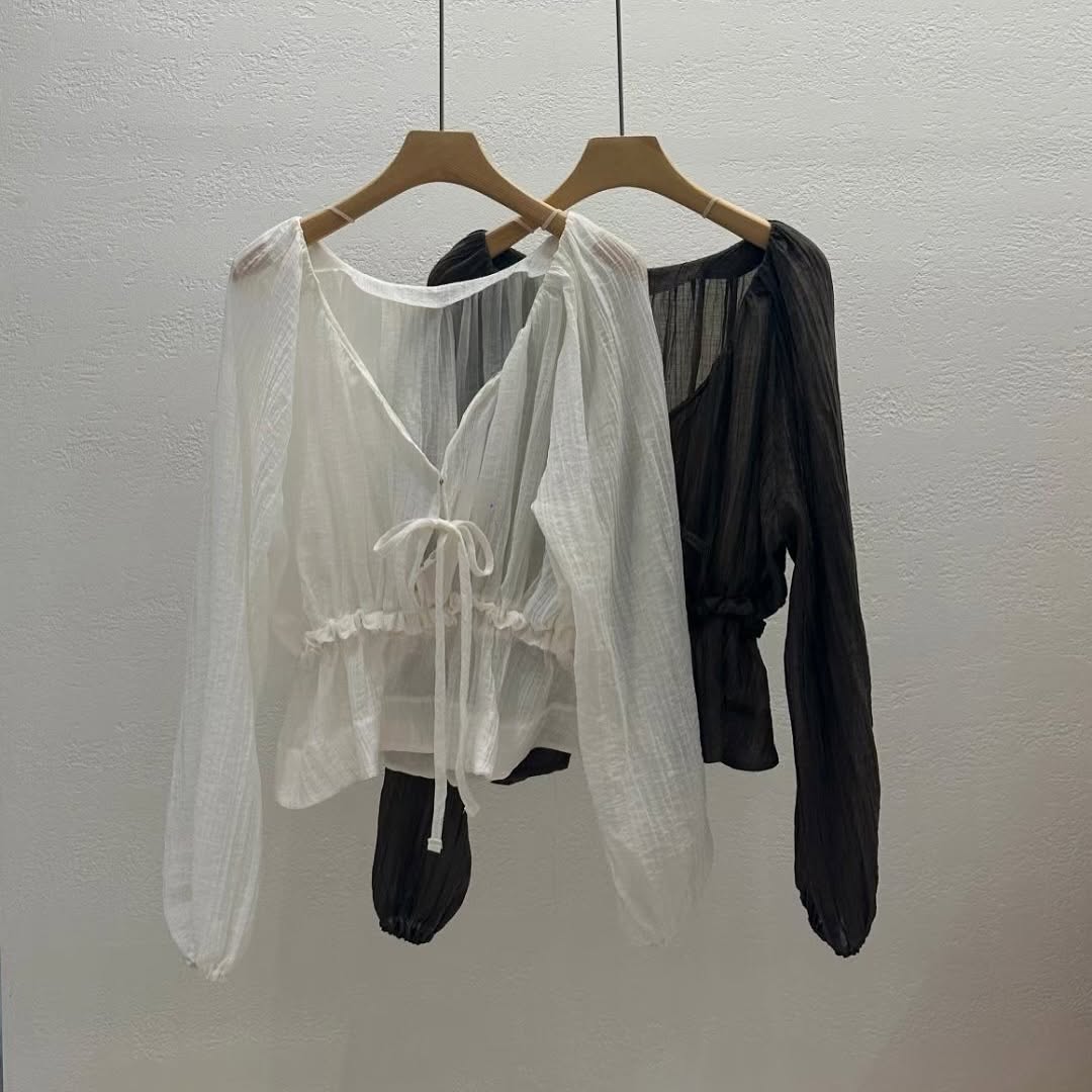 25YR1607 Ribbon Blouse