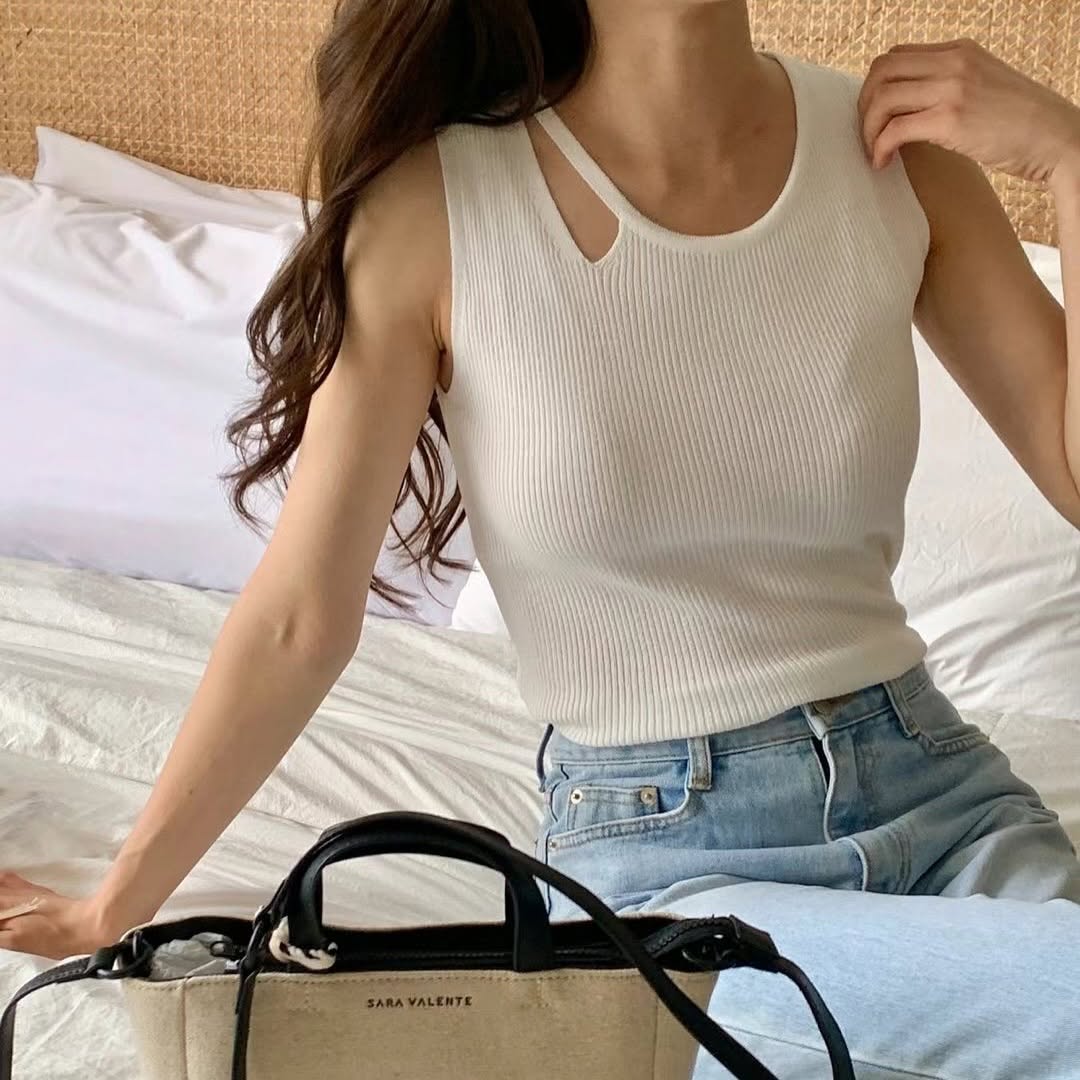 25YR1703 Little Slit Vest