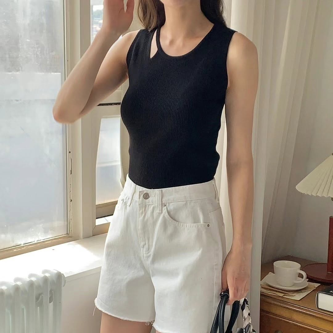 25YR1703 Little Slit Vest