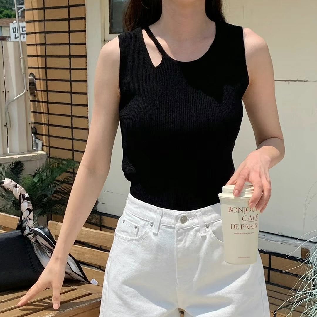 25YR1703 Little Slit Vest