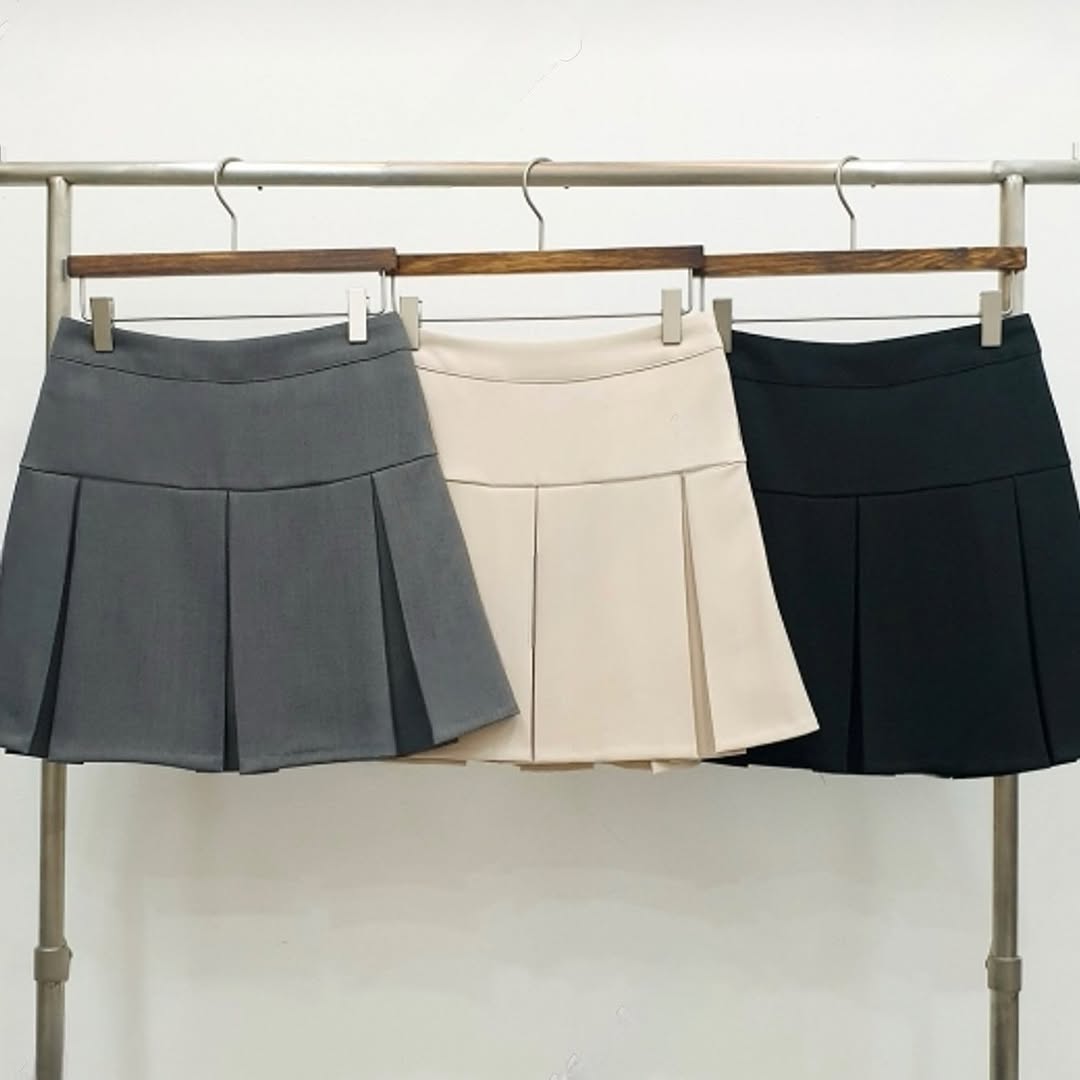 25YR2005 Pleated Skirt