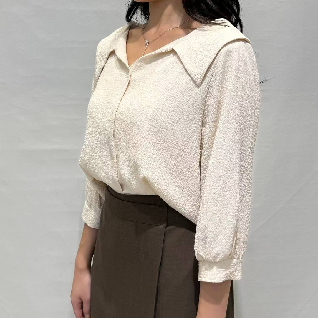 25YR2105 小反領Blouse