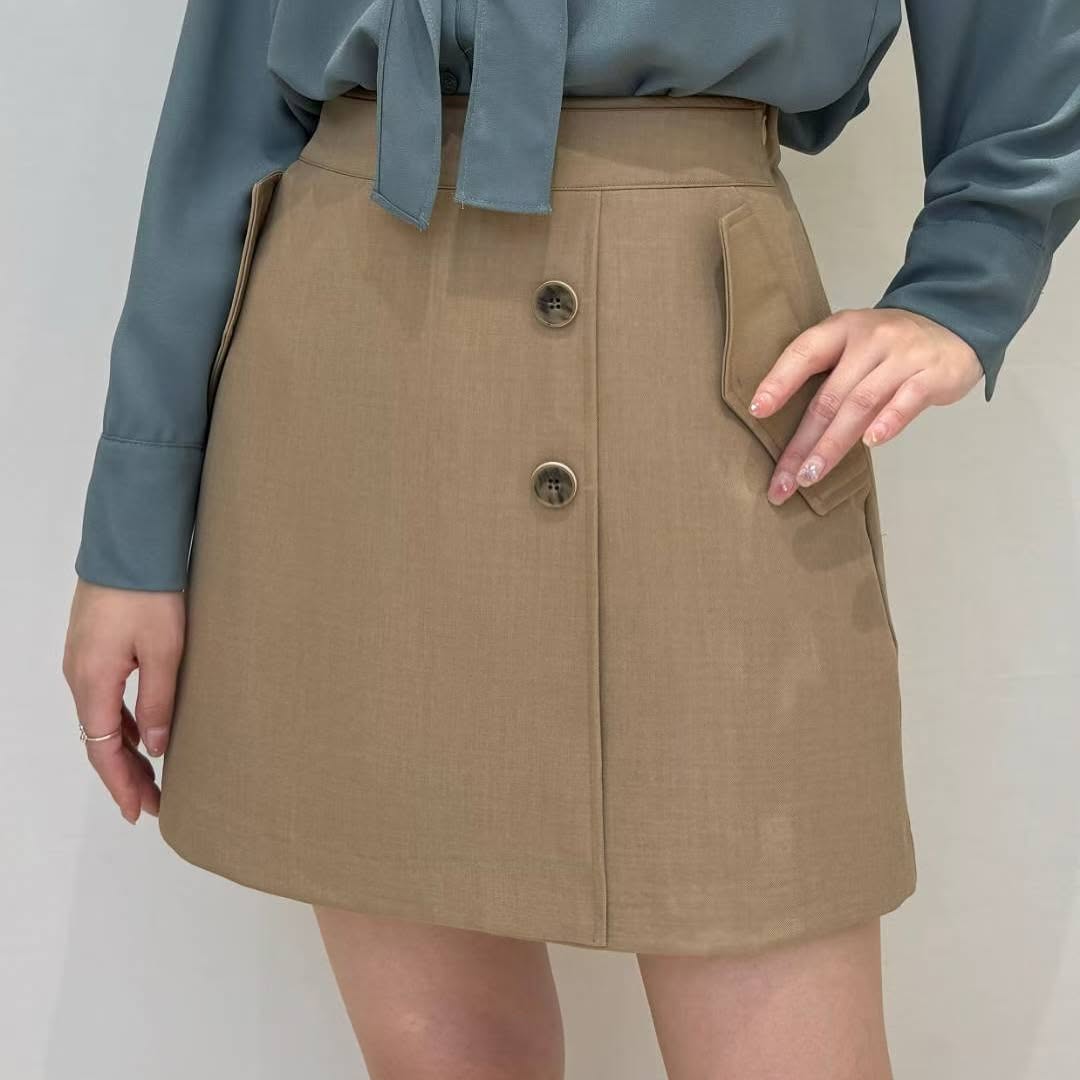 25YR2211 Button Skirt