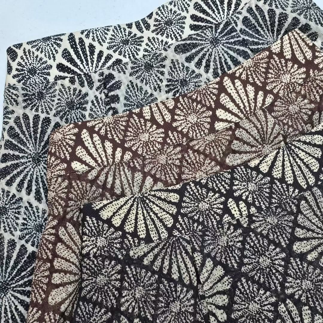 25YR2220 Pattern Skirt Pants