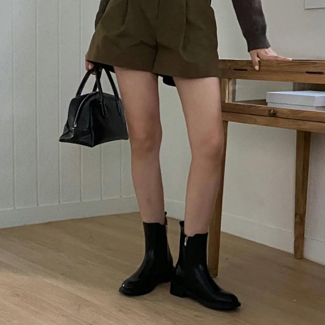 25YR2713 Leather Boot