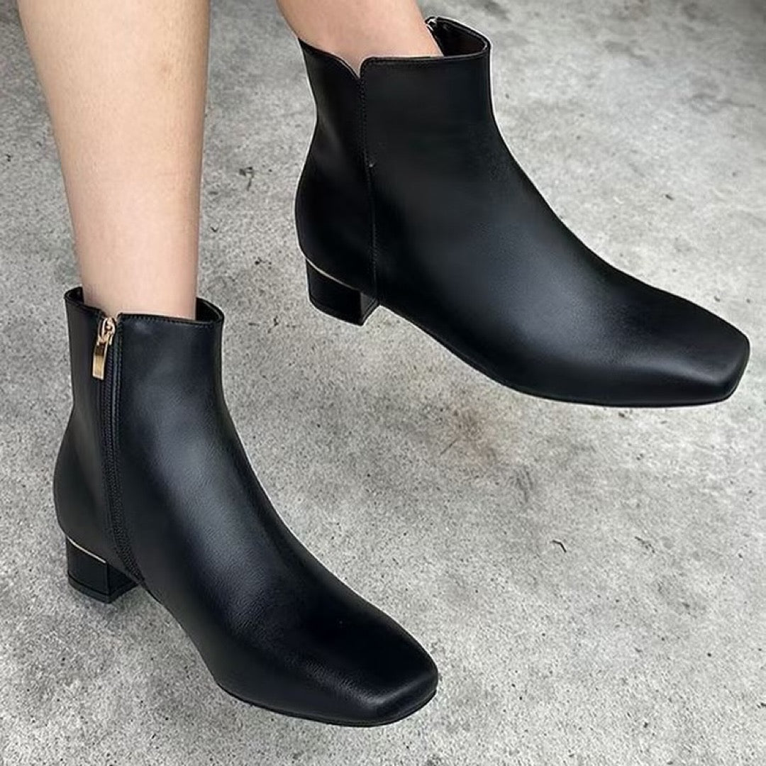 24YR2127 小方頭真皮短boot 3.5cm