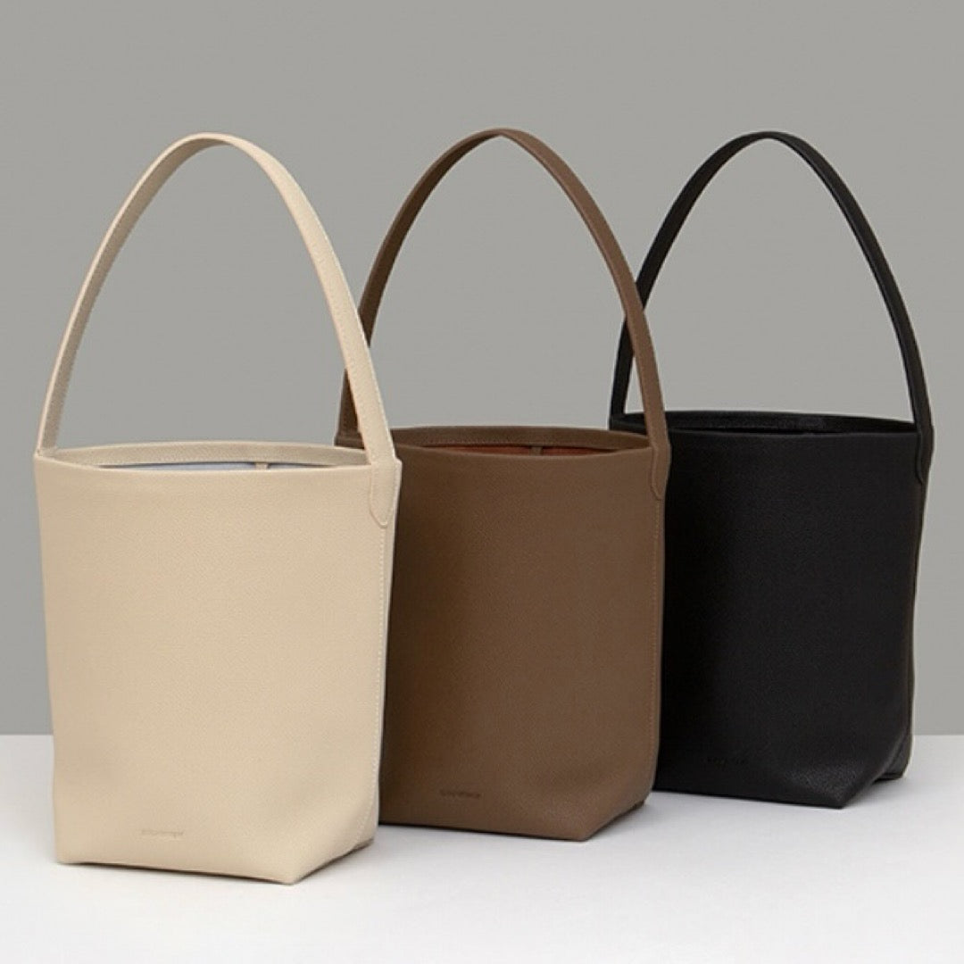 24YR2701 Basic Leather Bag
