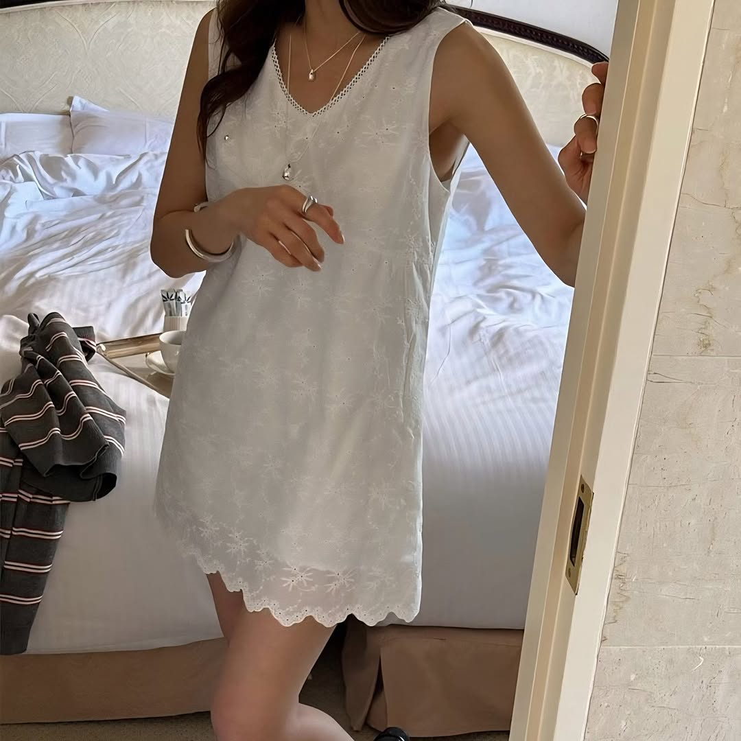 26YR0719 Lace Dress
