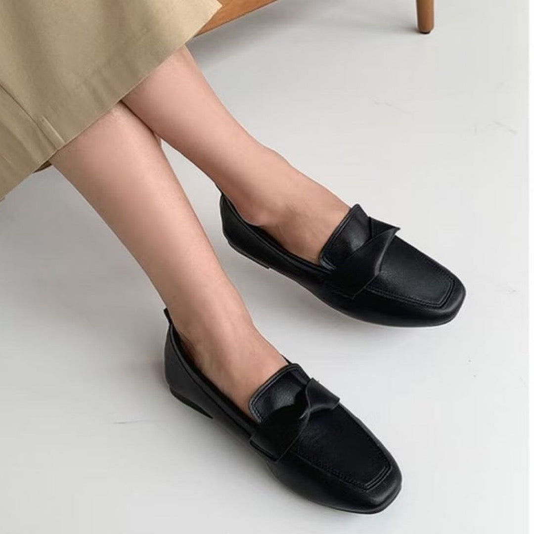 24YR0640 Twist Loafer Shoes 1cm