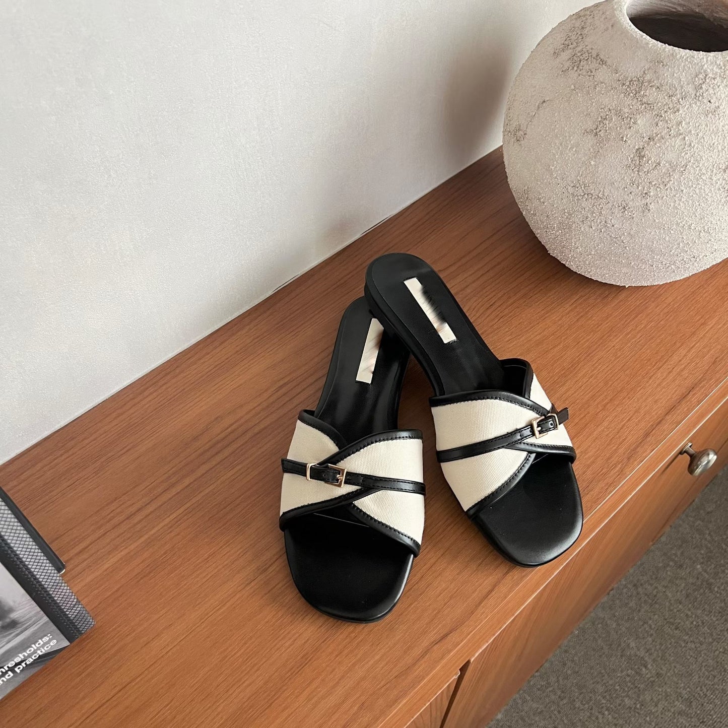 26YR1204 Slipper Shoes