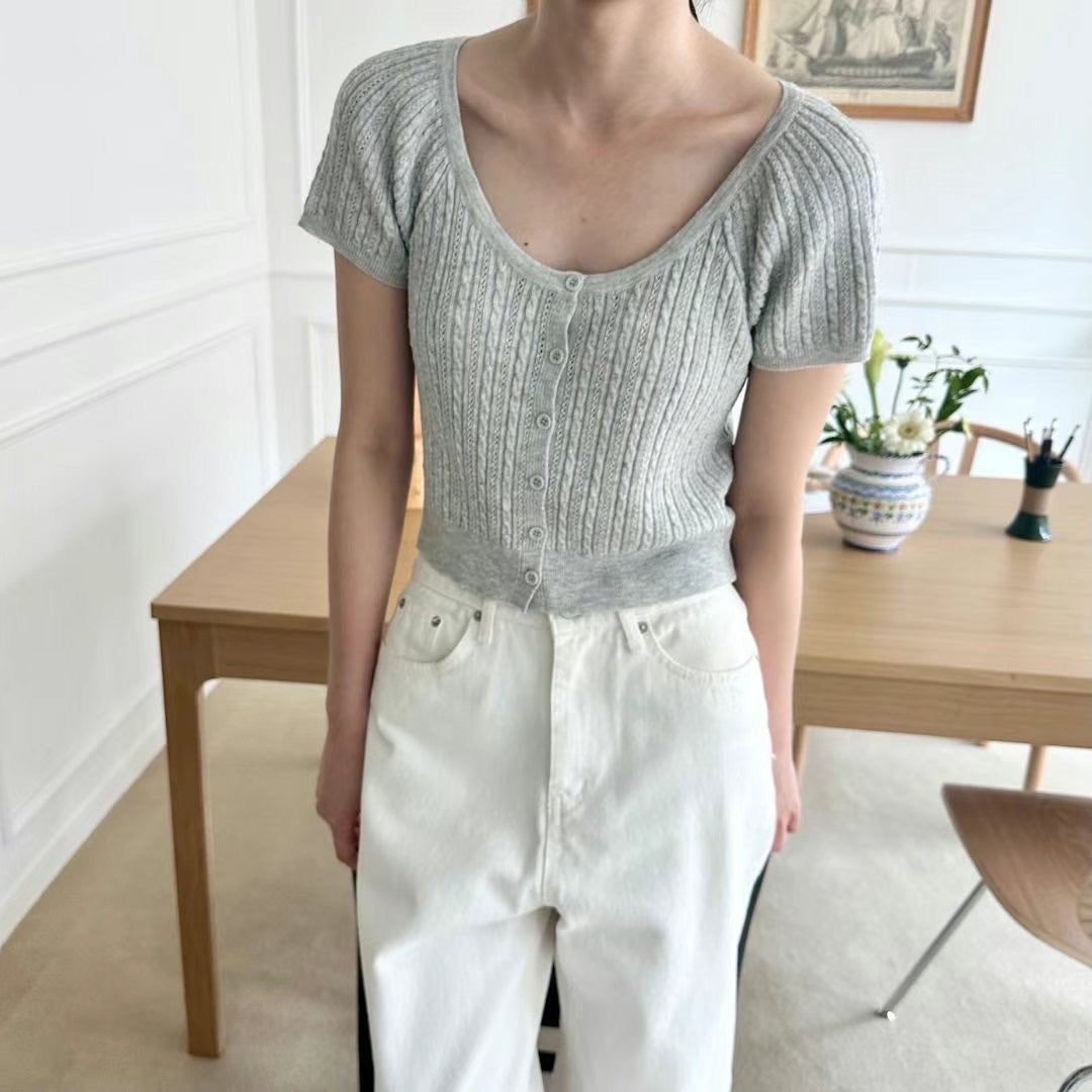 24YR1501 Little Puff Knit Top