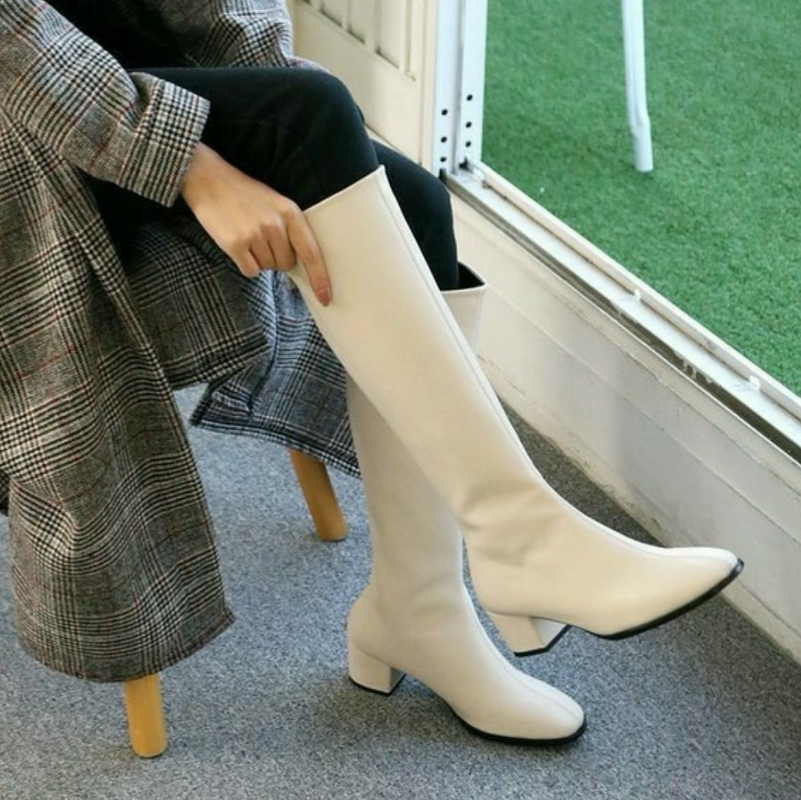 24YR2228 Back Zip Long Boot 5cm