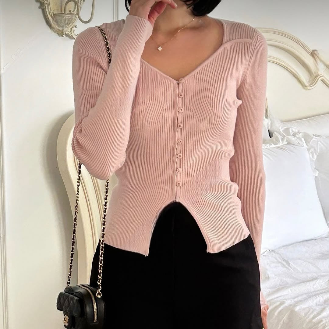 25YR0434 Button Knit Top