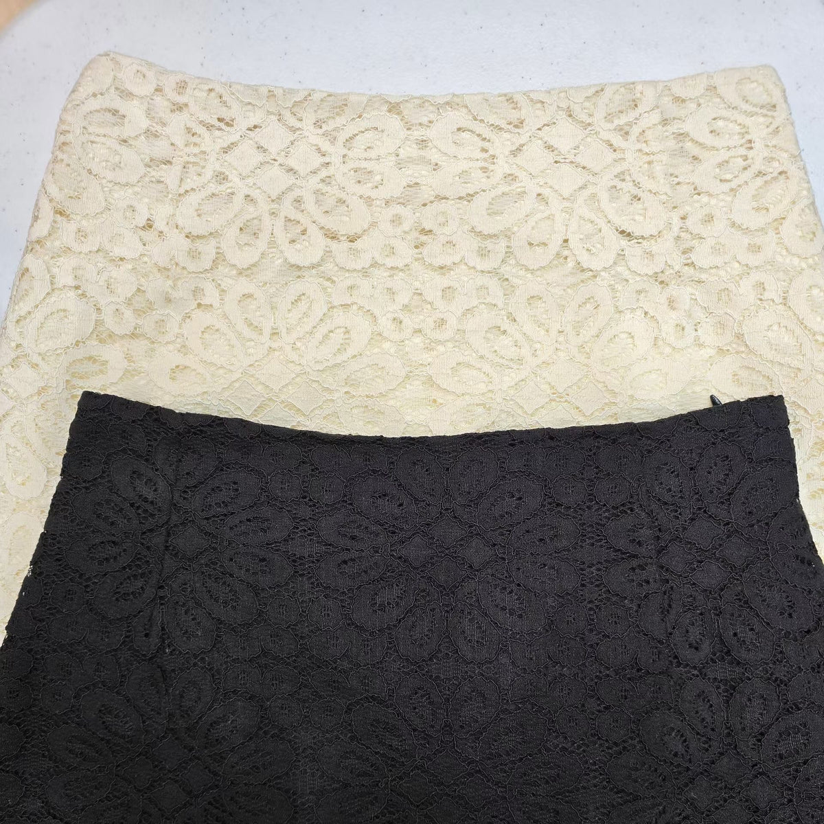 26YR1502 Lace Skirt