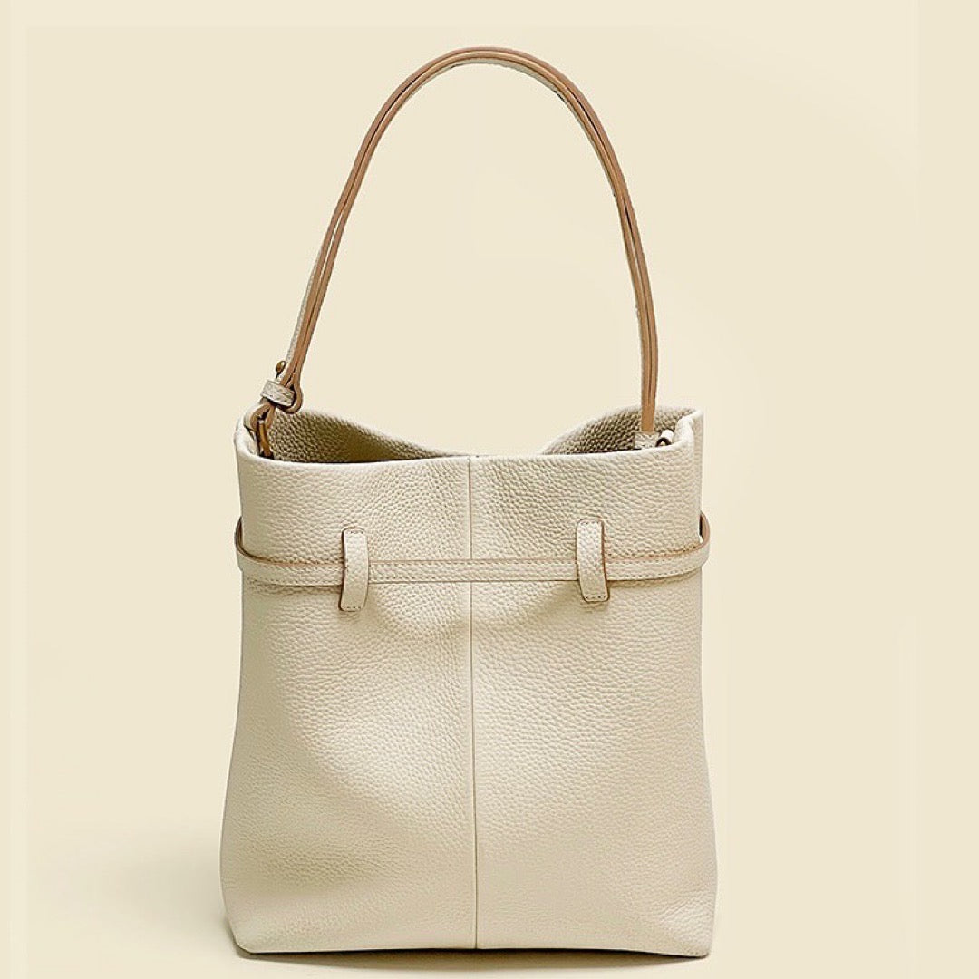 24YR0645 牛皮Shoulder Bag