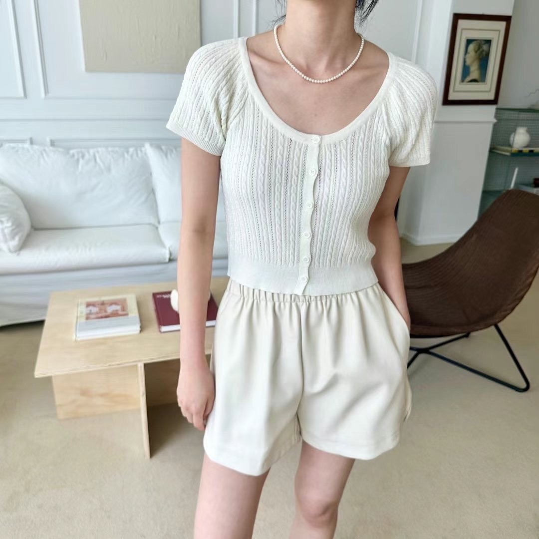 24YR1501 Little Puff Knit Top