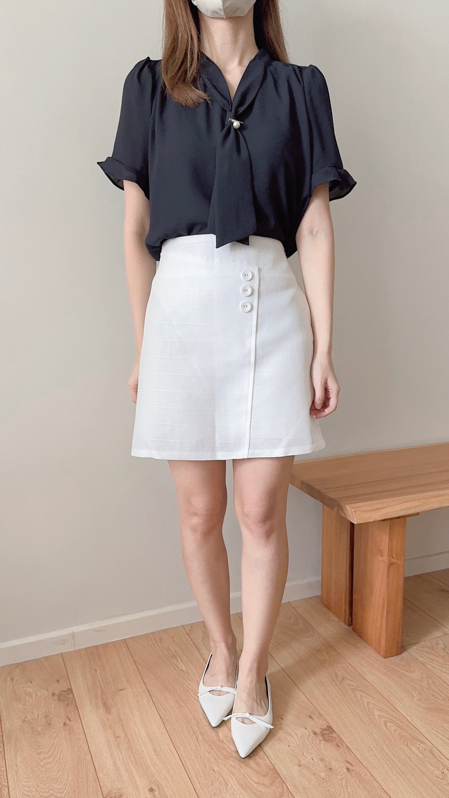 24YR1535 Little Pearl Blouse