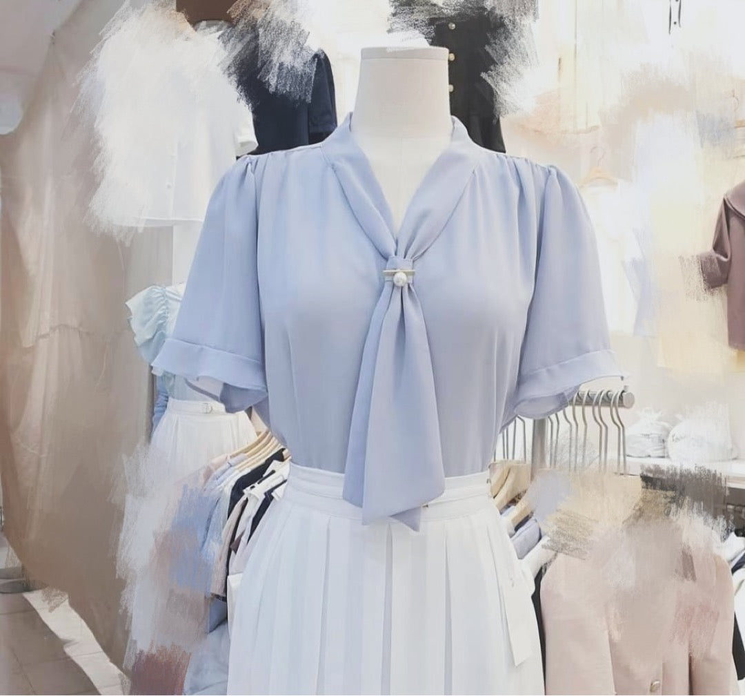 24YR1535 Little Pearl Blouse