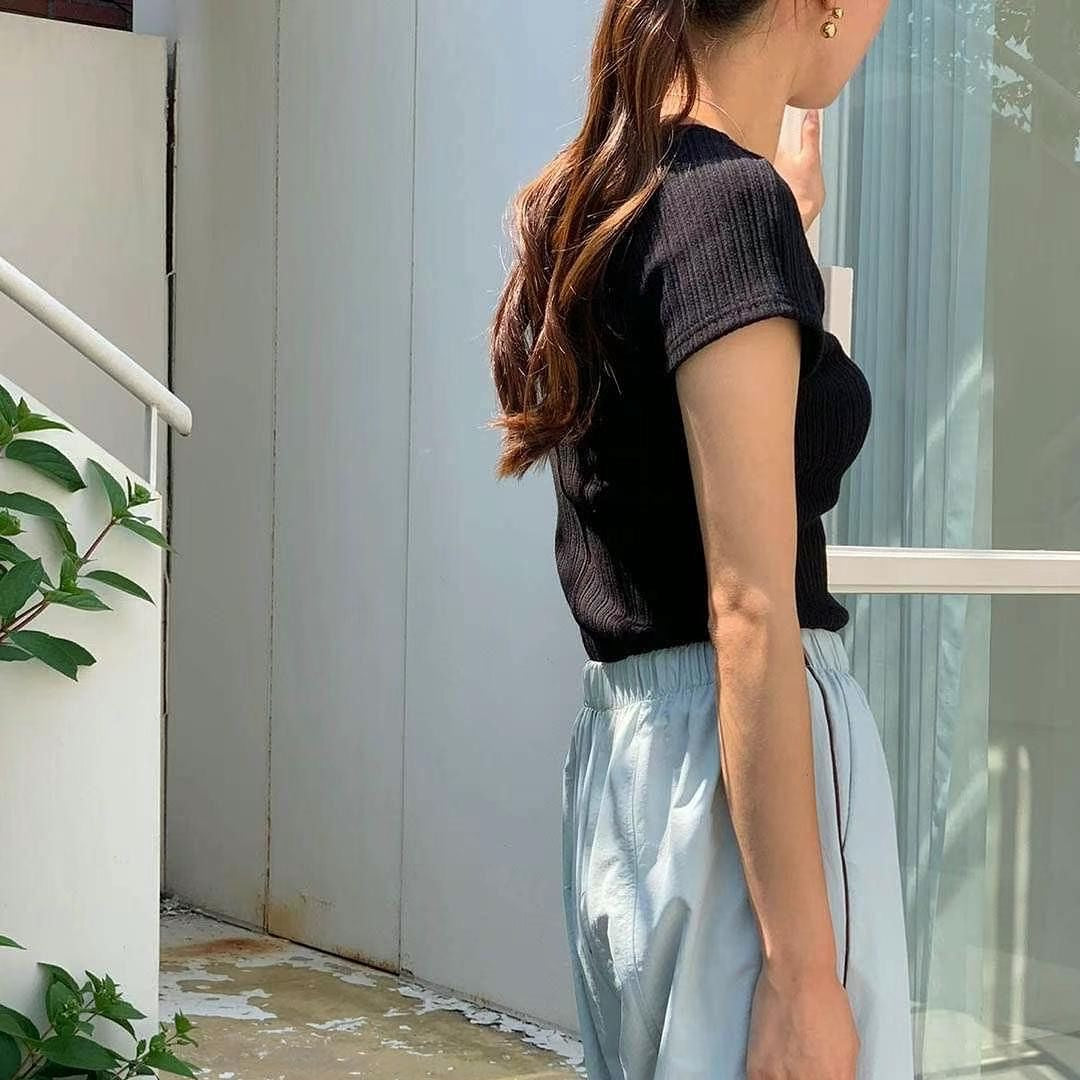 24YR1223 Pattern Tee