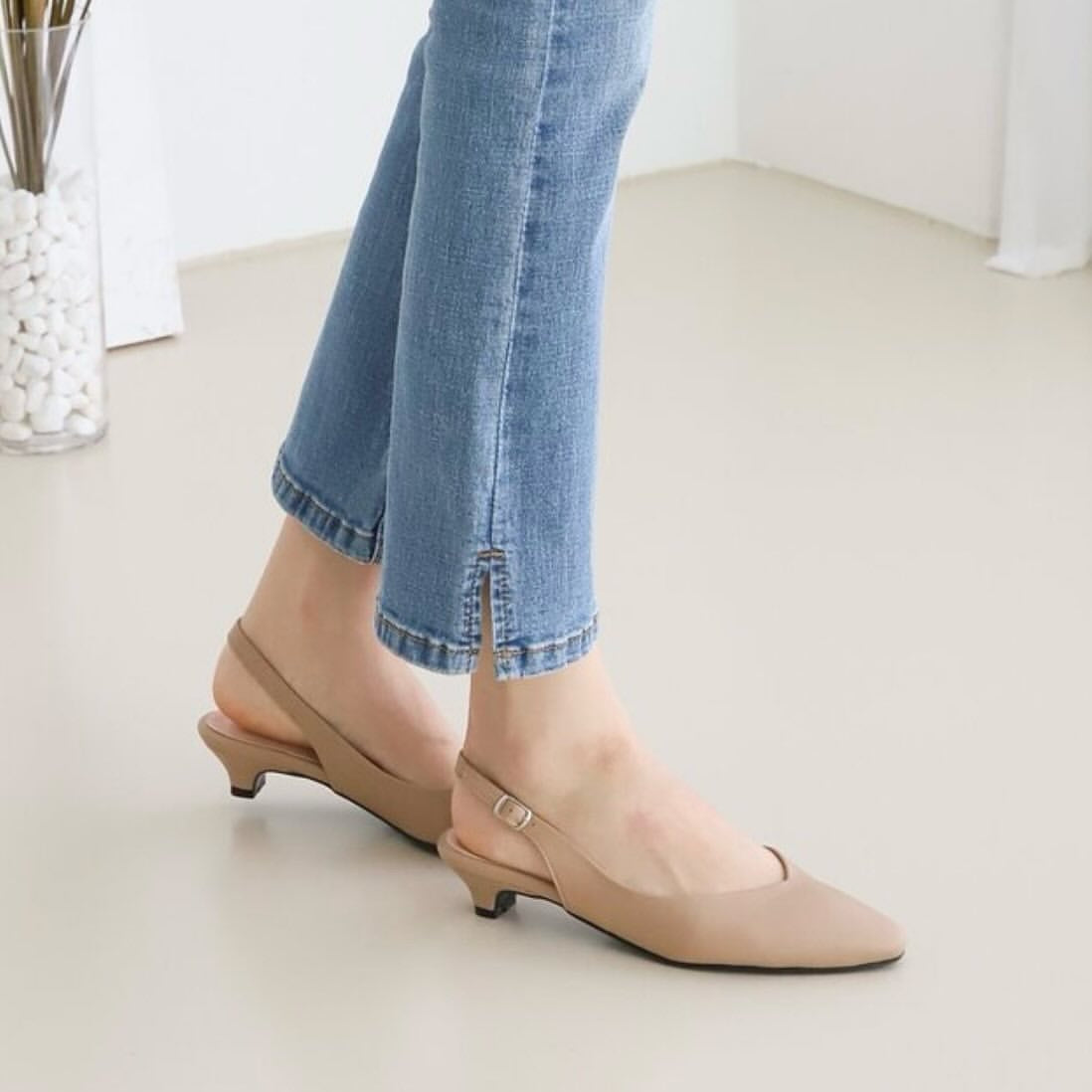 24YR1816 Basic Little Heel Shoes 3cm