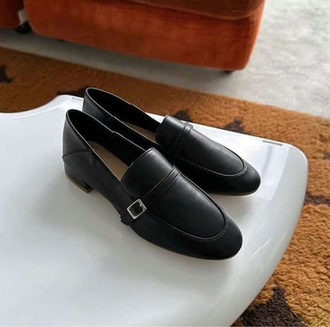 24YR0648 Little Buckle Loafer 3cm